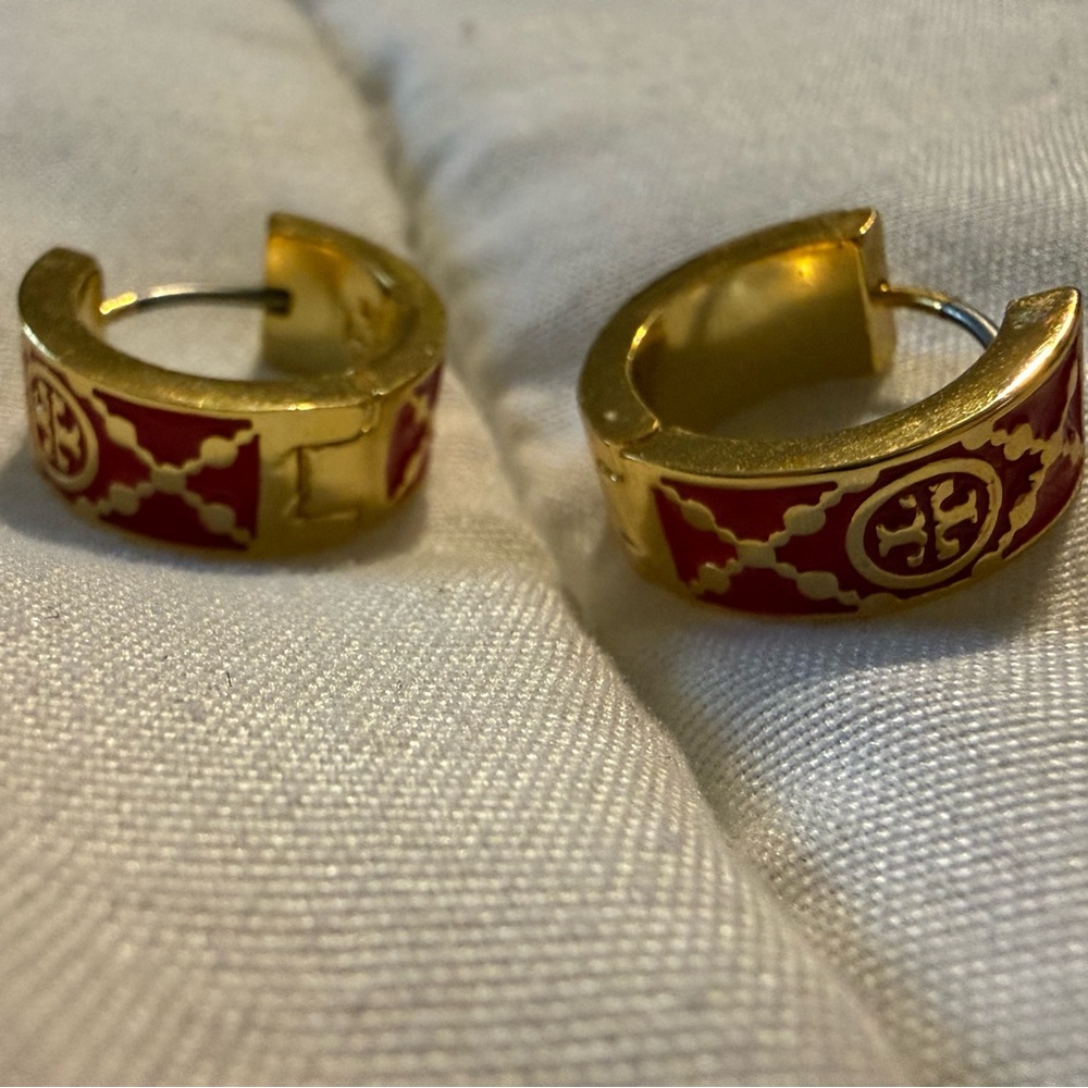 firm! AUTHENTIC TORY BURCH RED AND GOLD MONOGRAM LOGO HUGGIE EARRINGS
